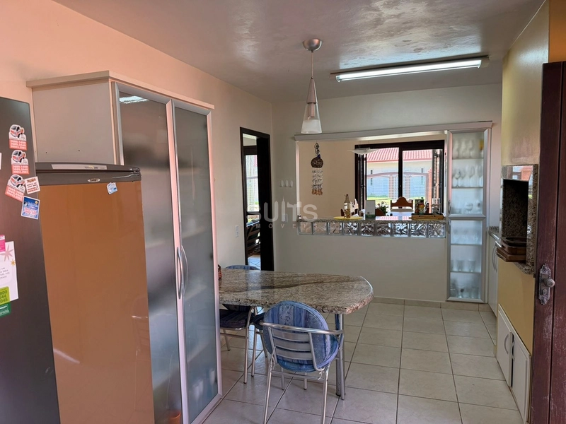 Excelente casa à venda no Centro de Xangri-Lá : 21ª foto da galeria de imagens do imóvel