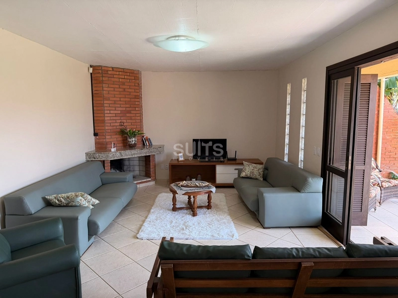 Excelente casa à venda no Centro de Xangri-Lá : 10ª foto da galeria de imagens do imóvel
