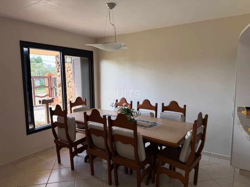 Excelente casa à venda no Centro de Xangri-Lá : 13ª foto da galeria de imagens do imóvel
