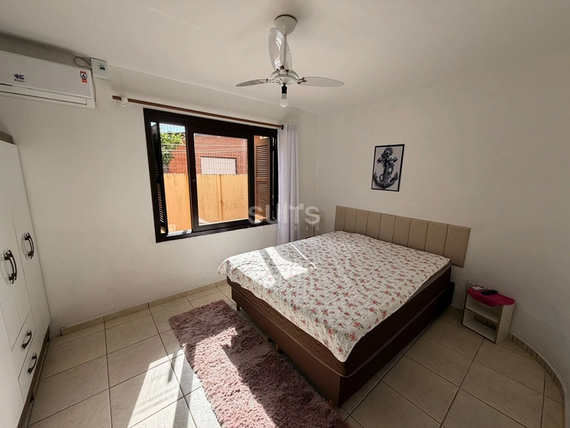 Excelente casa à venda no Centro de Xangri-Lá : 25ª foto da galeria de imagens do imóvel