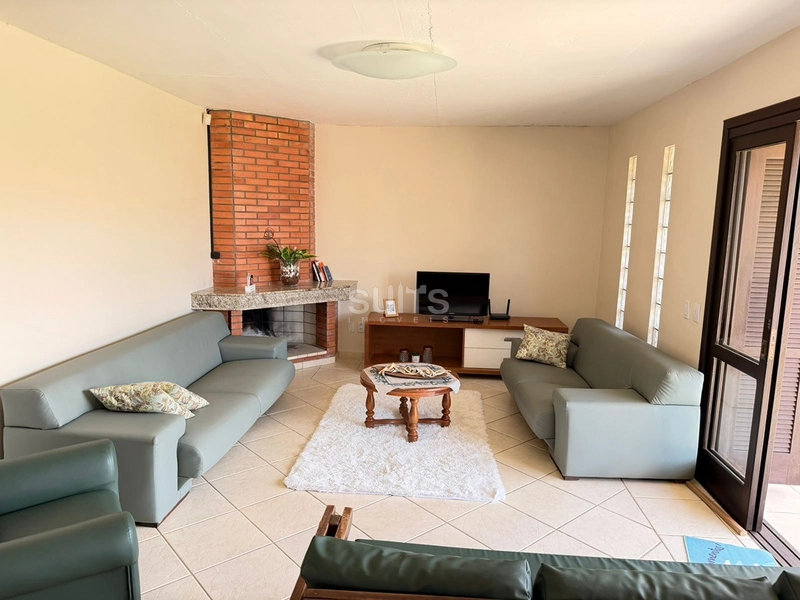 Excelente casa à venda no Centro de Xangri-Lá : 11ª foto da galeria de imagens do imóvel