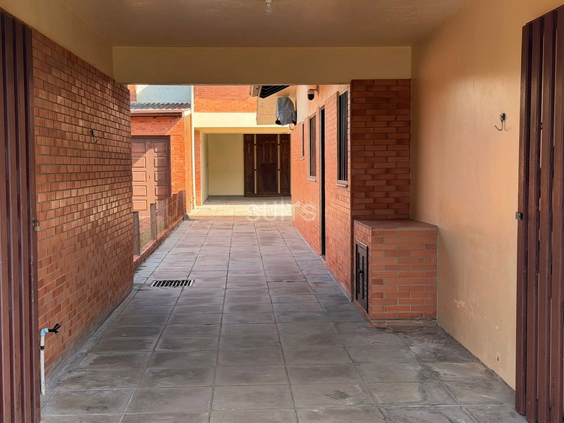 Excelente casa à venda no Centro de Xangri-Lá : 67ª foto da galeria de imagens do imóvel