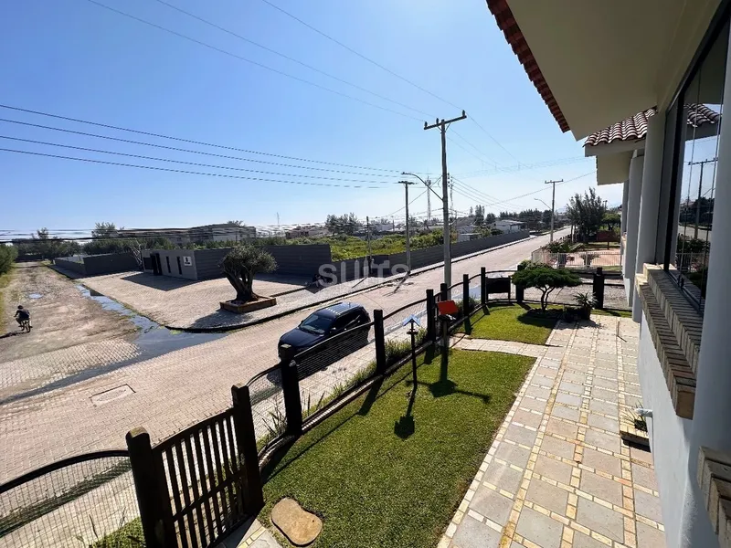 Excelente sobrado junto ao mar no Centro de Xangri-Lá: 14ª foto da galeria de imagens do imóvel