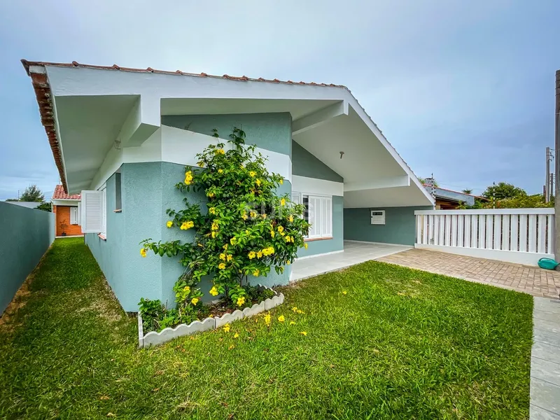 Ótima casa em localização privilegiada no Centro de Xangri-Lá: 2ª foto da galeria de imagens do imóvel