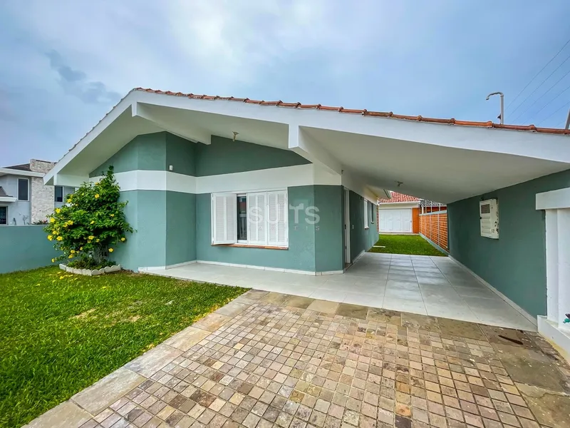 Ótima casa em localização privilegiada no Centro de Xangri-Lá: 1ª foto da galeria de imagens do imóvel