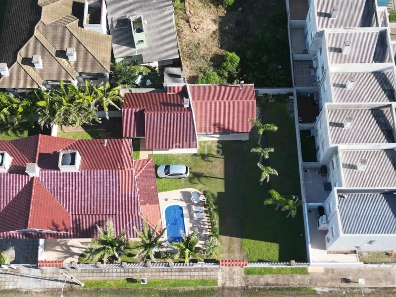 Sobrado à venda a 2 quadras do mar!: 5ª foto da galeria de imagens do imóvel