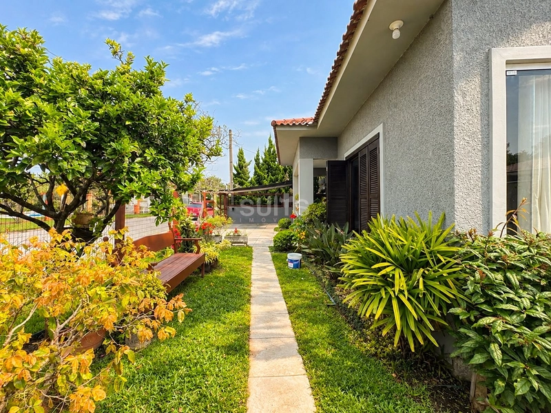 Casa em ótima localização na praia de Atlântida : 3ª foto da galeria de imagens do imóvel