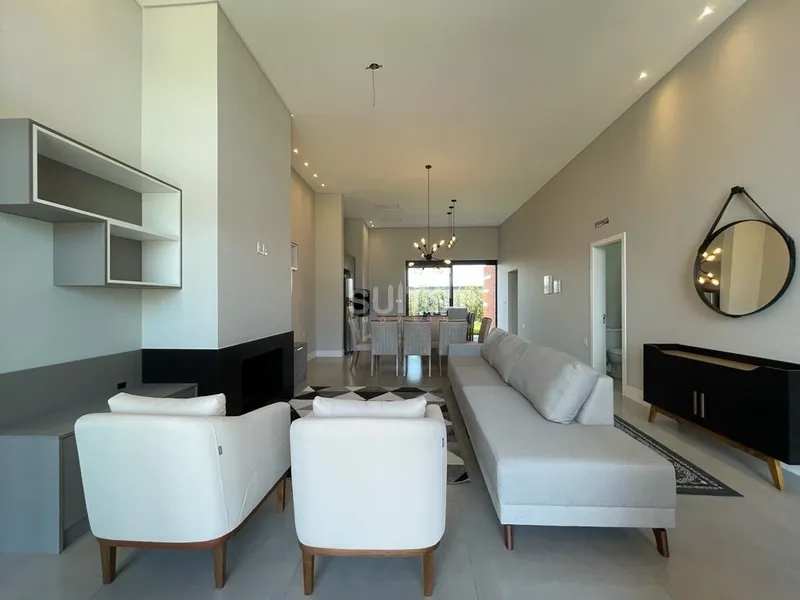 Belíssima casa contemporânea no condomínio Las Palmas: 5ª foto da galeria de imagens do imóvel