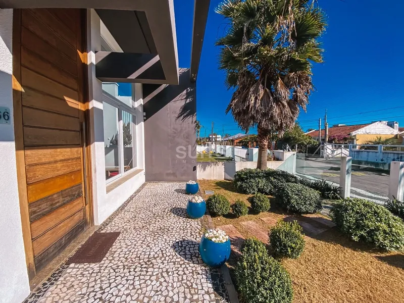 Linda casa com 02 terrenos à venda no Centro de Xangri-Lá: 3ª foto da galeria de imagens do imóvel