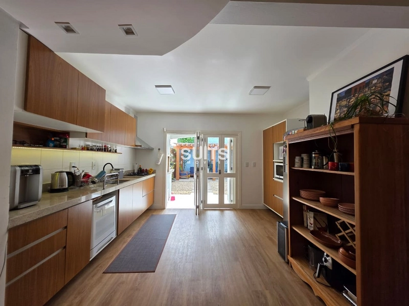 Excelente duplex à venda no Centro: 3ª foto da galeria de imagens do imóvel