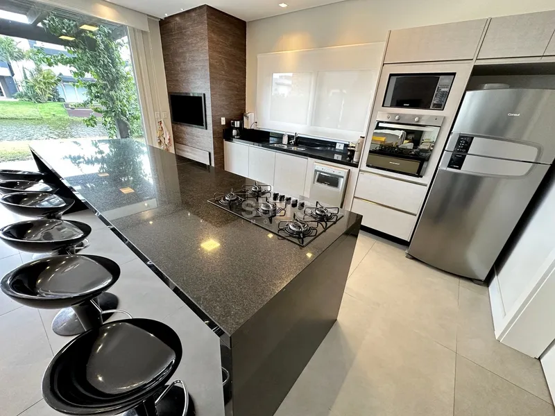 Excelente sobrado à venda no condomínio Malibu: 11ª foto da galeria de imagens do imóvel