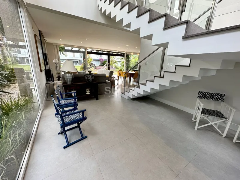 Excelente sobrado à venda no condomínio Malibu: 6ª foto da galeria de imagens do imóvel