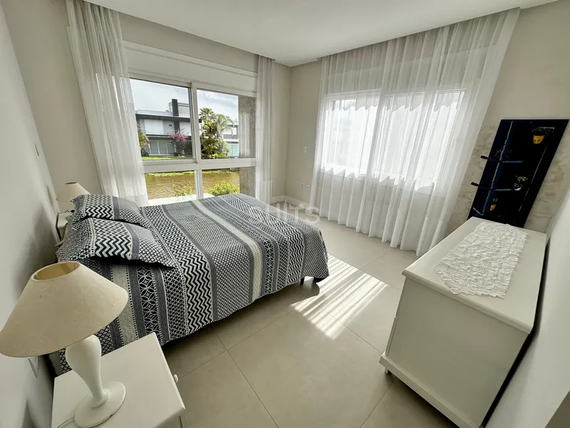 Excelente sobrado à venda no condomínio Malibu: 28ª foto da galeria de imagens do imóvel