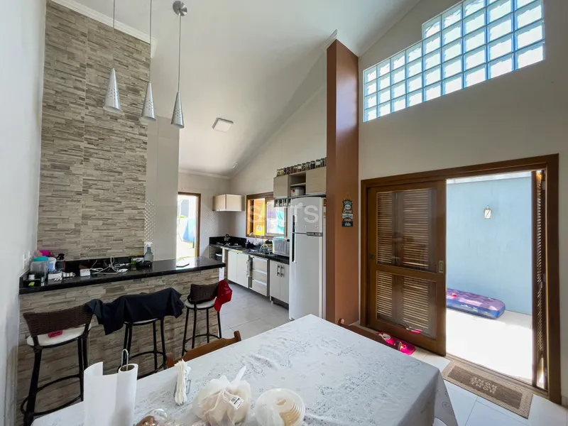 Linda casa à venda na praia de Rainha do Mar em Xangri-Lá: 9ª foto da galeria de imagens do imóvel