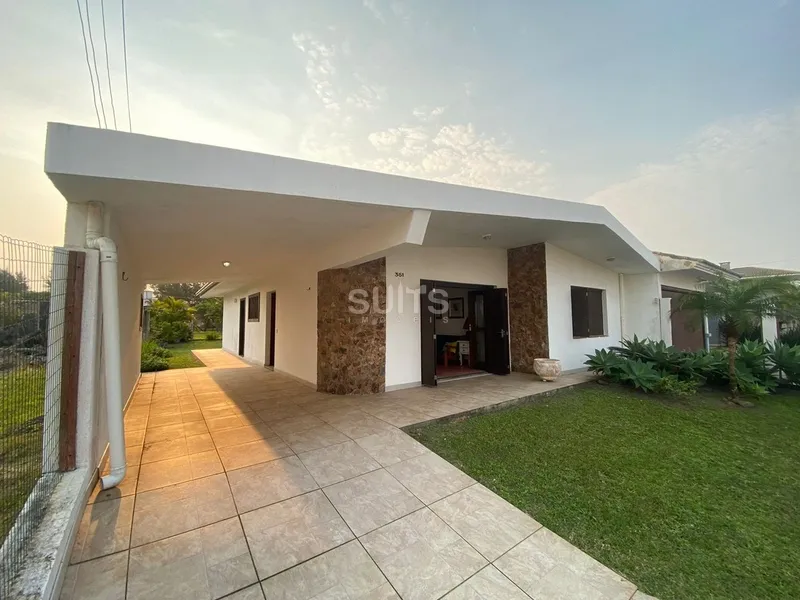 Ótima casa à 03 quadras do mar no centro da praia de Xangri-Lá: 3ª foto da galeria de imagens do imóvel