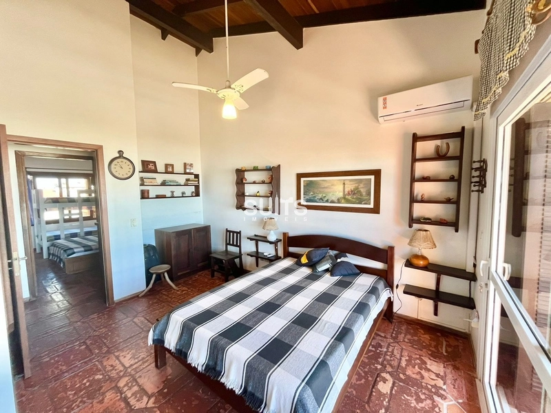 Excelente sobrado beira mar no centro de Xangri-Lá: 14ª foto da galeria de imagens do imóvel