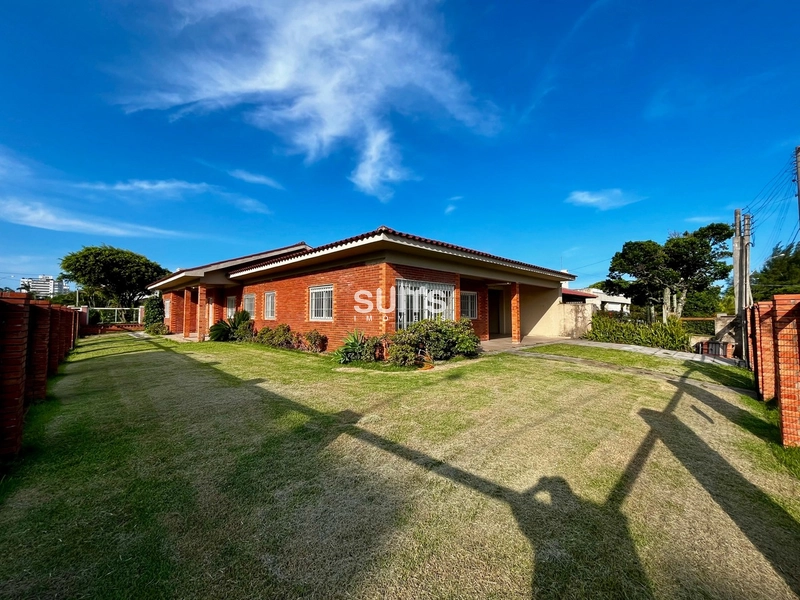 Excelente casa à venda em Atlântida!!: 1ª foto da galeria de imagens do imóvel