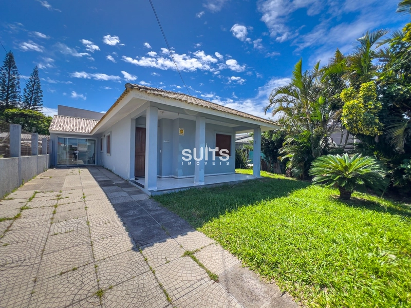 Casa à venda no centro da praia de Xangri-Lá: 2ª foto da galeria de imagens do imóvel