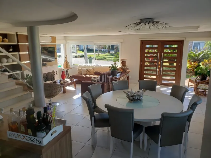 Excelente sobrado à venda no condomínio Ventura: 4ª foto da galeria de imagens do imóvel