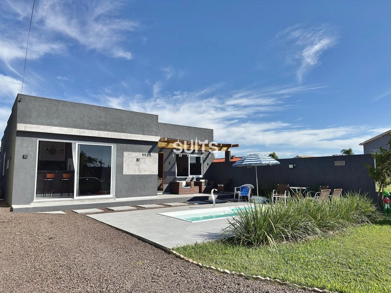 Excelente casa à venda na Rainha do Mar: 1ª foto da galeria de imagens do imóvel