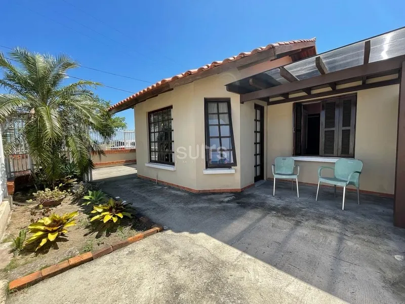 Ótima casa à venda no Centro de Xangri-Lá: 3ª foto da galeria de imagens do imóvel