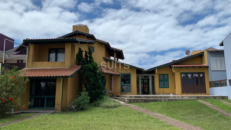 Excelente Sobrado na praia de Remanso em Xangri-Lá: 1ª foto da galeria de imagens do imóvel