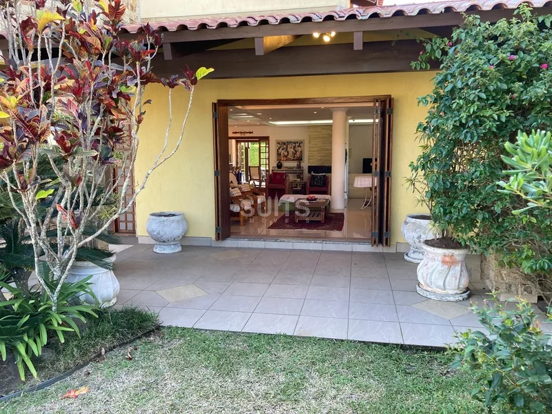 Excelente sobrado com 02 terrenos em Atlântida: 58ª foto da galeria de imagens do imóvel