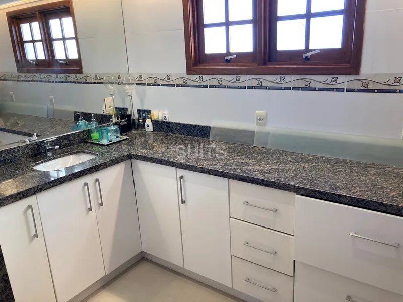 Excelente sobrado com 02 terrenos em Atlântida: 6ª foto da galeria de imagens do imóvel