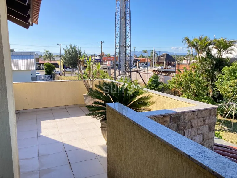 Excelente sobrado com 02 terrenos em Atlântida: 16ª foto da galeria de imagens do imóvel