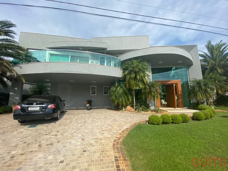 Excelente sobrado beira-lago no condomínio Enseada: 2ª foto da galeria de imagens do imóvel