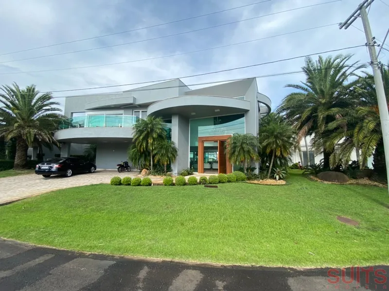 Excelente sobrado beira-lago no condomínio Enseada: 1ª foto da galeria de imagens do imóvel