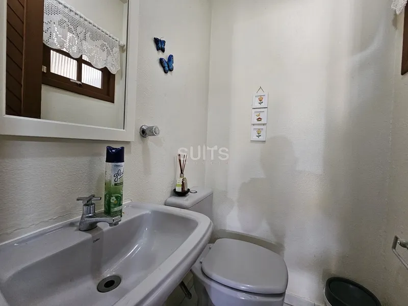 Excelente sobrado a venda próximo do mar: 4ª foto da galeria de imagens do imóvel