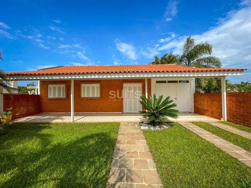 Ótima casa à venda no centro de Xangri-Lá: 1ª foto da galeria de imagens do imóvel