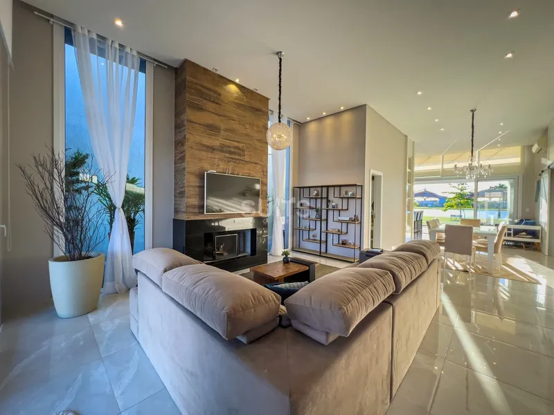 Excelente casa no Condomínio Riviera: 3ª foto da galeria de imagens do imóvel