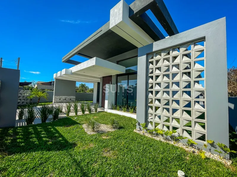 Excelente casa à venda na praia de Atlântida em Xangri-Lá: 3ª foto da galeria de imagens do imóvel