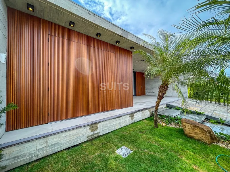 Uma das melhores casas à poucos metros do mar no Centro de Xangri-Lá: 4ª foto da galeria de imagens do imóvel