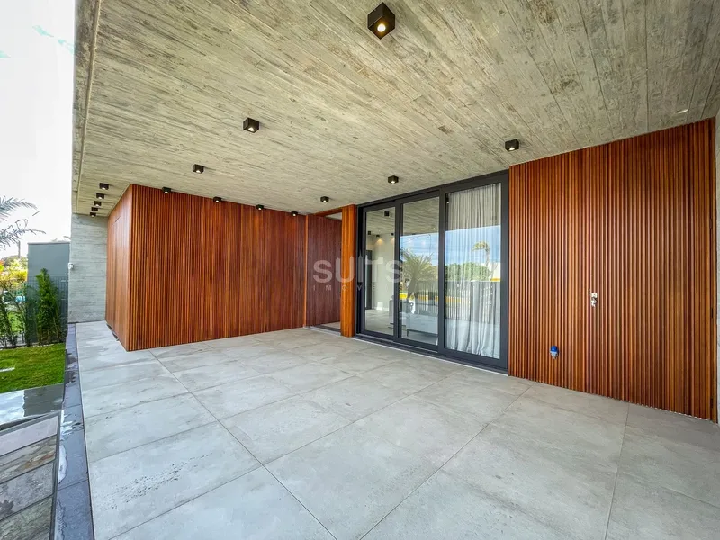 Uma das melhores casas à poucos metros do mar no Centro de Xangri-Lá: 7ª foto da galeria de imagens do imóvel