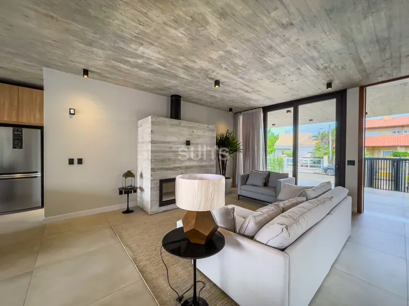 Uma das melhores casas à poucos metros do mar no Centro de Xangri-Lá: 10ª foto da galeria de imagens do imóvel