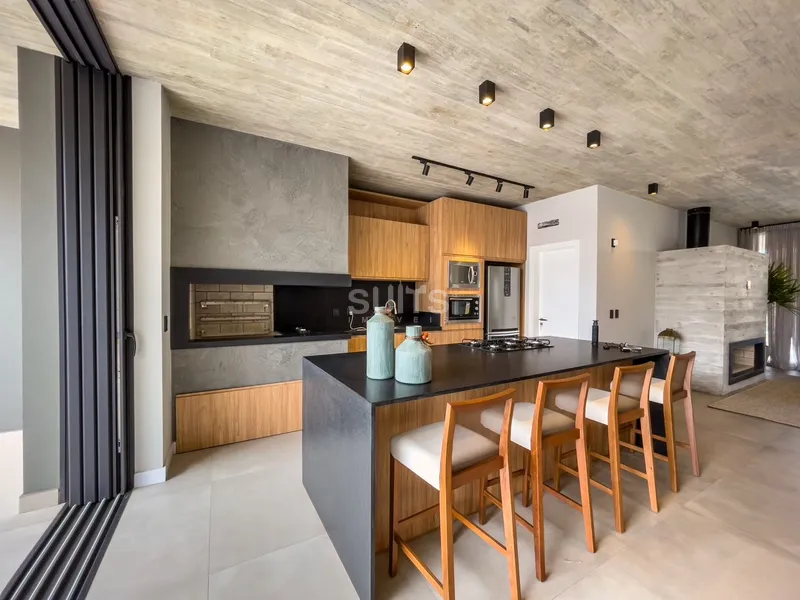 Uma das melhores casas à poucos metros do mar no Centro de Xangri-Lá: 16ª foto da galeria de imagens do imóvel