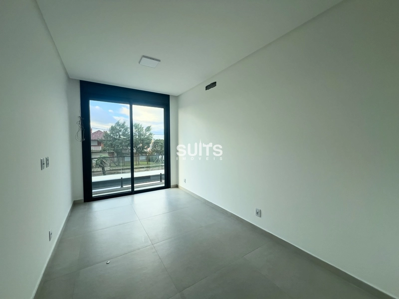 Excelente sobrado à poucos metros do mar na praia de Maristela: 7ª foto da galeria de imagens do imóvel