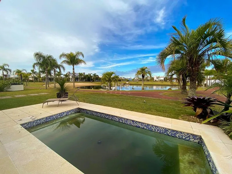 Magnífico Sobrado no Condomínio Quintas do Lago: 26ª foto da galeria de imagens do imóvel