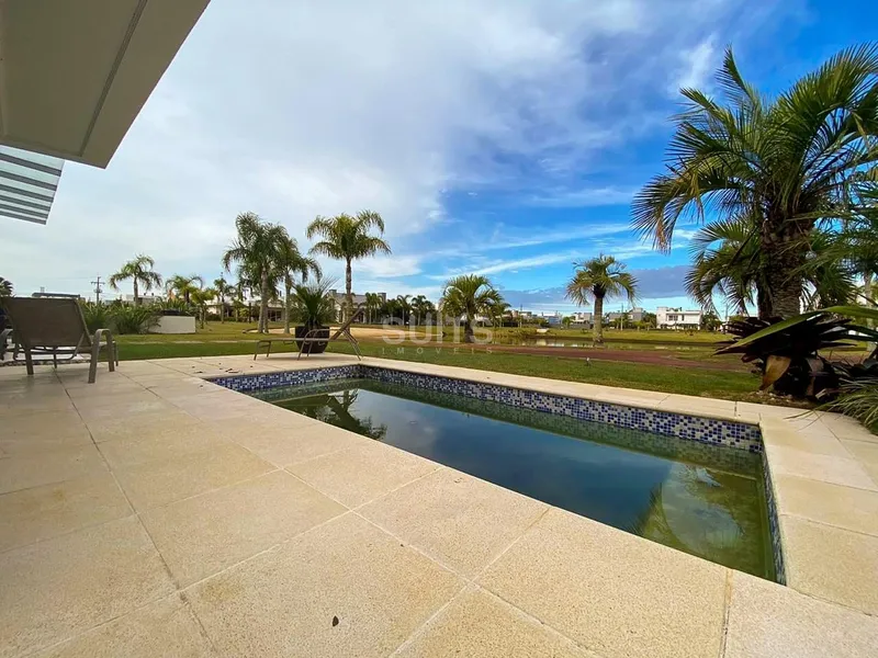 Magnífico Sobrado no Condomínio Quintas do Lago: 27ª foto da galeria de imagens do imóvel