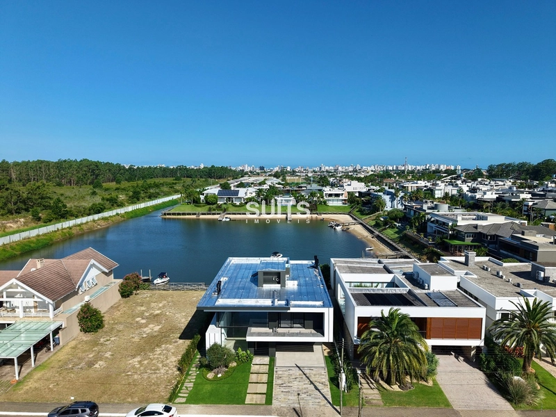 Luxuosa casa à venda no condomínio Velas da Marina: 7ª foto da galeria de imagens do imóvel