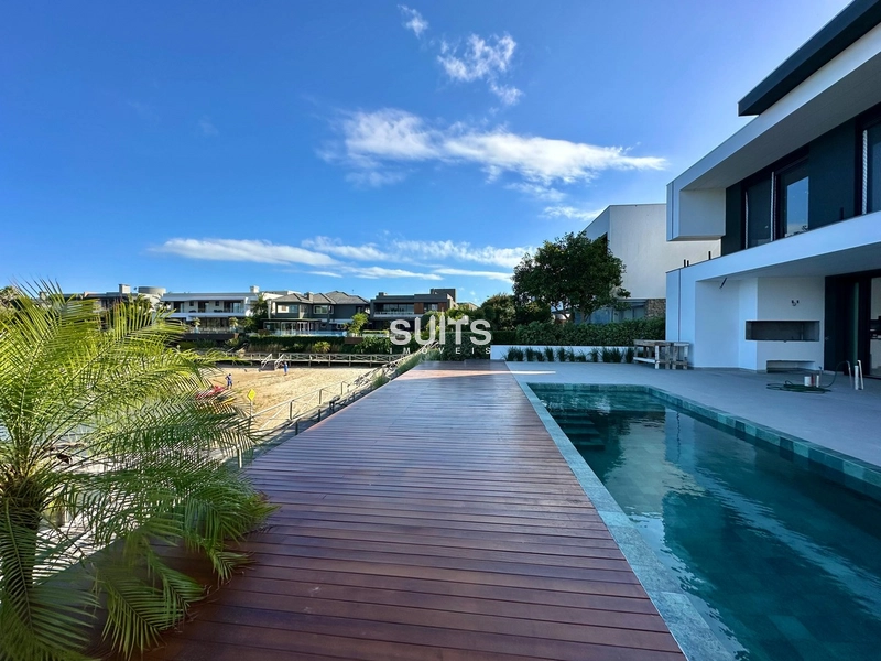 Luxuosa casa à venda no condomínio Velas da Marina: 25ª foto da galeria de imagens do imóvel