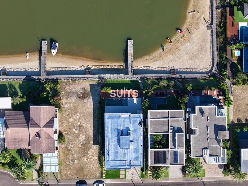 Luxuosa casa à venda no condomínio Velas da Marina: 6ª foto da galeria de imagens do imóvel