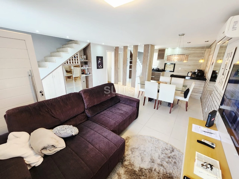 Excelente duplex à venda no Centro: 2ª foto da galeria de imagens do imóvel