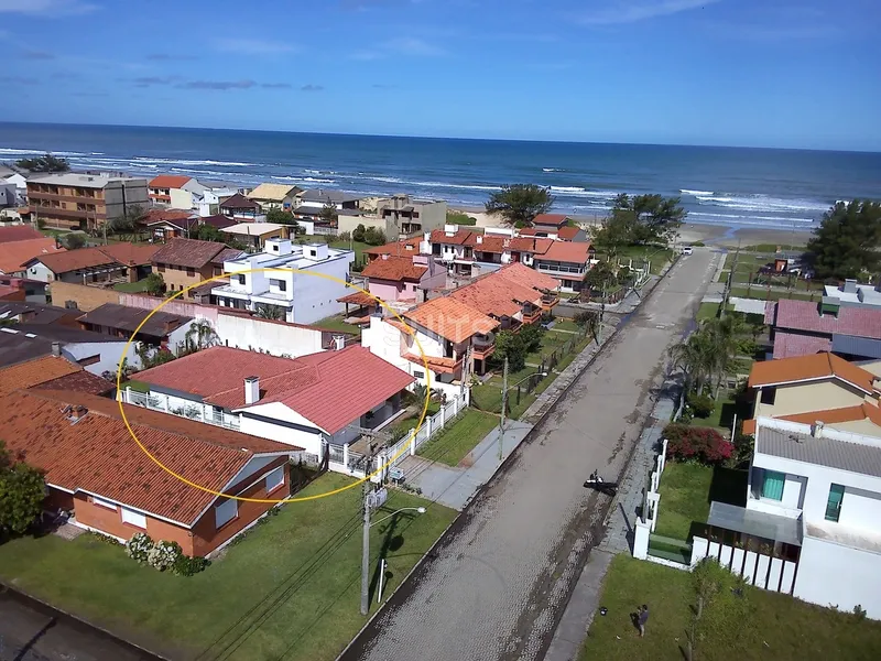 Excelente Casa Térrea a poucos metros do mar no Centro de Xangri-lá: 23ª foto da galeria de imagens do imóvel