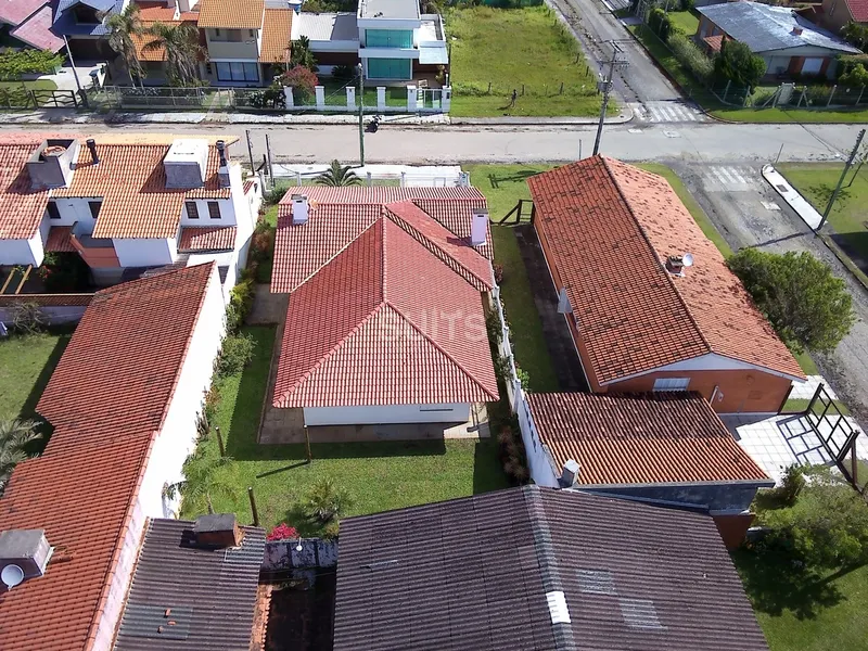 Excelente Casa Térrea a poucos metros do mar no Centro de Xangri-lá: 22ª foto da galeria de imagens do imóvel