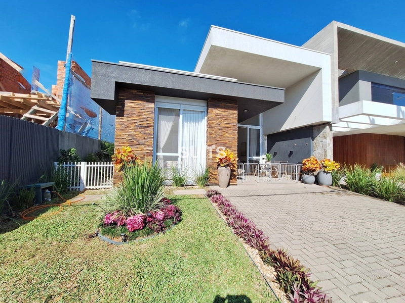 Excelente sobrado à venda no condomínio Blue: 4ª foto da galeria de imagens do imóvel