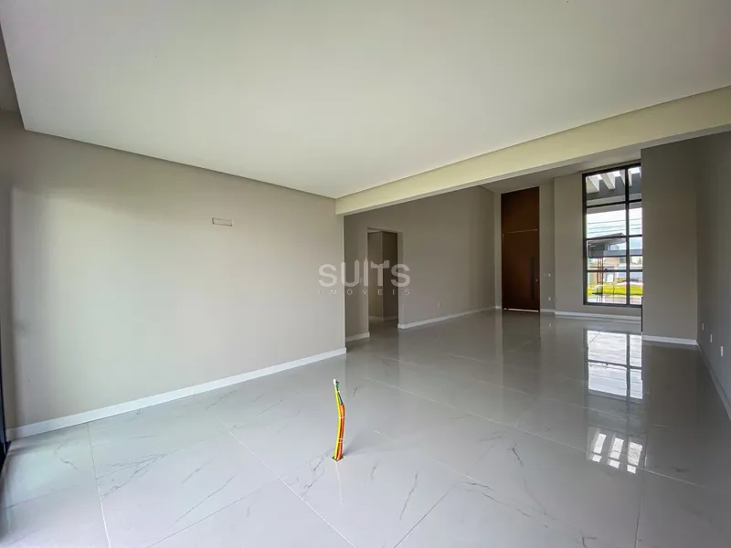 Excelente Casa terréa beira lago no condomínio Riviera: 8ª foto da galeria de imagens do imóvel